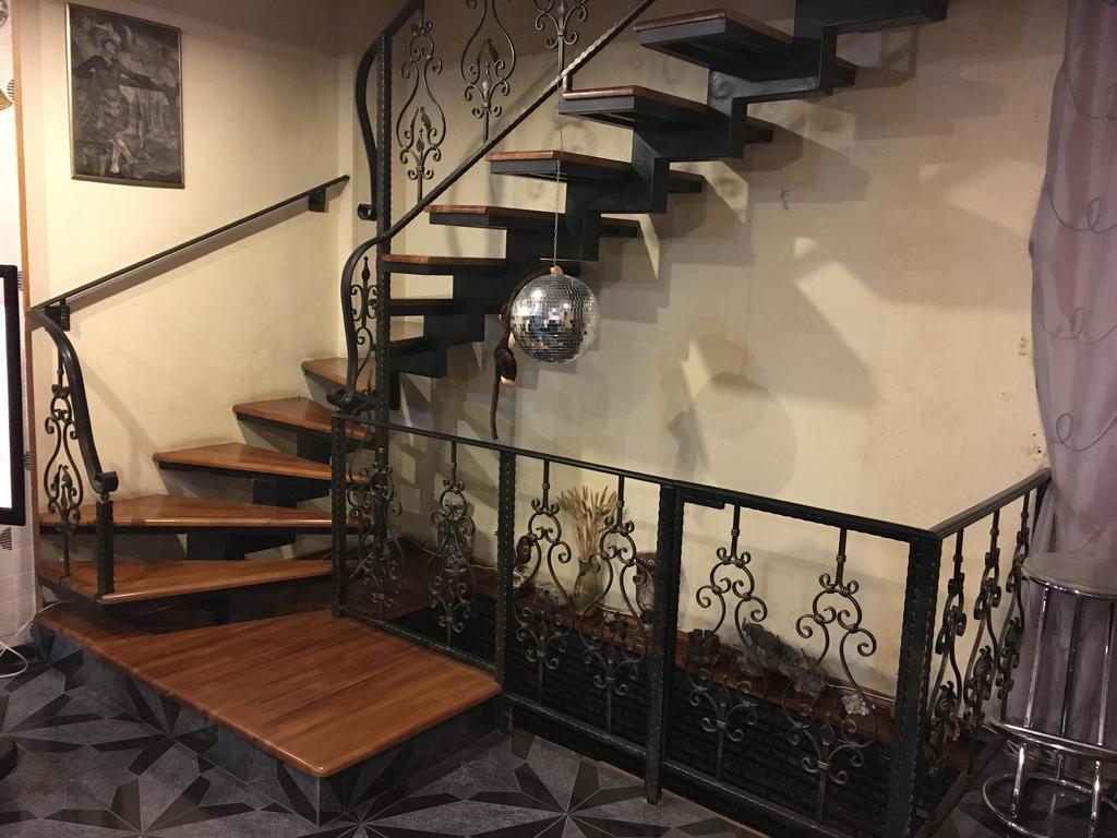 Отель Rustaveli House Тбилиси Экстерьер фото